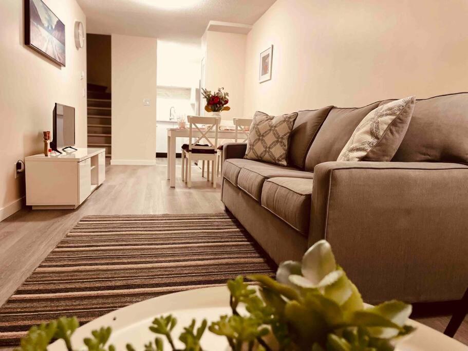 Unit #301 Mountain View 1Br In Canmore Down Town Exteriér fotografie